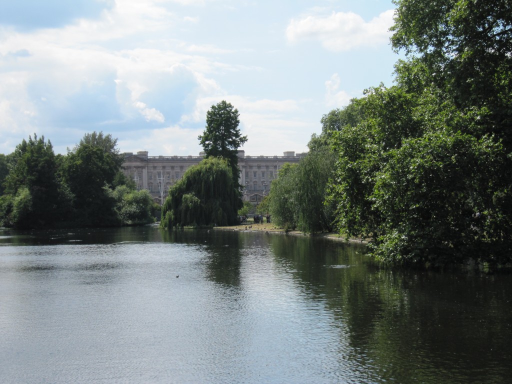 buckingham palace from the bridge in the park