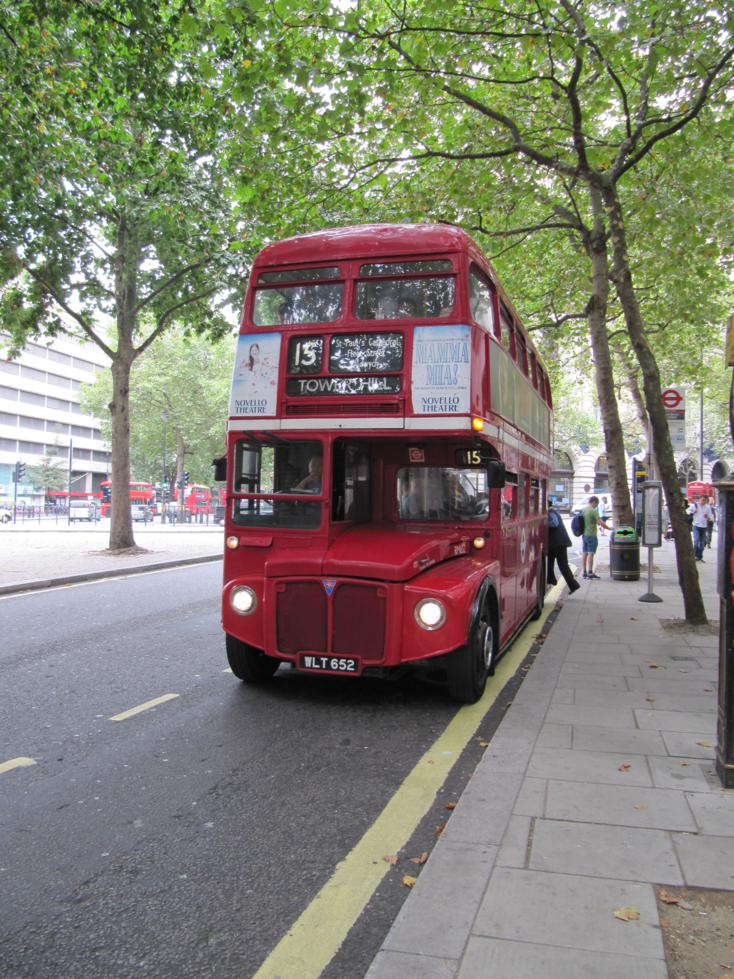 London Bus  Theme Park Guide