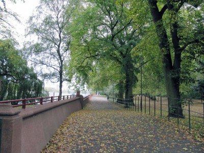 battersea park promenade